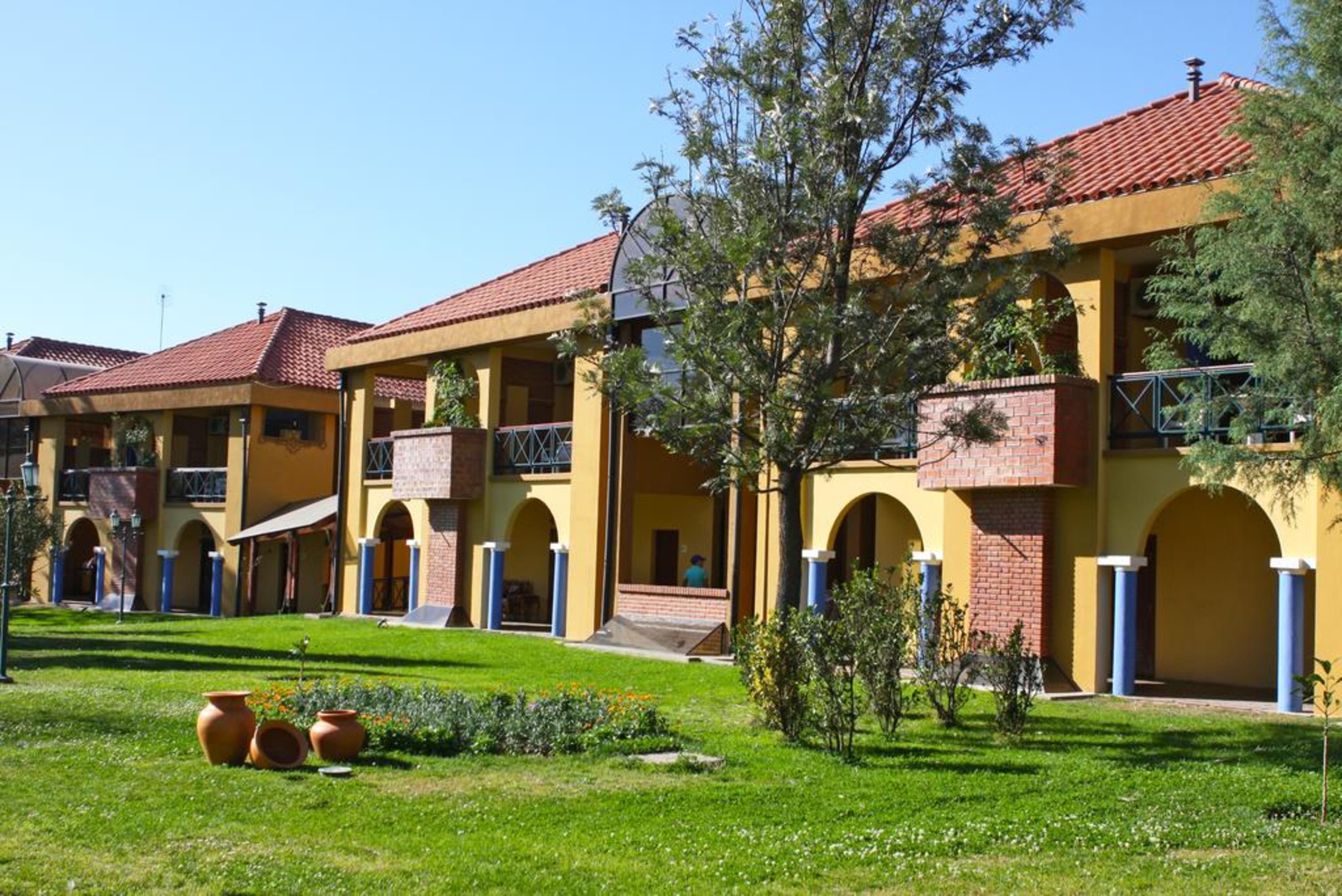Hotel Los Parrales Tarija Exterior foto